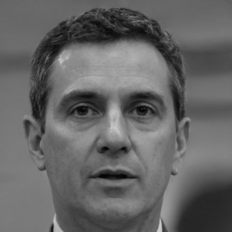 Ritratto di Leandro Mazza, ex allievo ivolaraenx